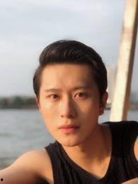 何理明星,璀璨星途，闪耀人生